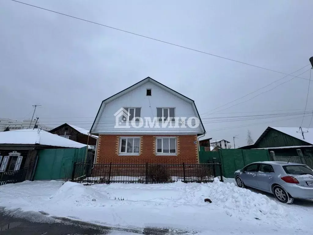 Дом в Тюменская область, Тюмень ул. Молодогвардейцев, 82 (83 м) - Фото 0