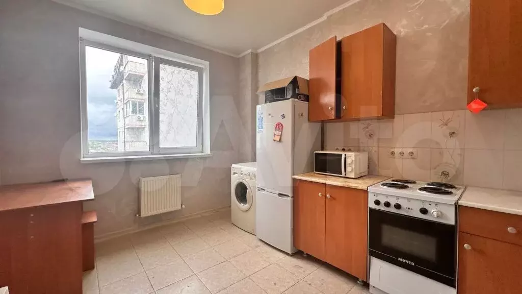 1-к. квартира, 32 м, 6/9 эт. - Фото 0