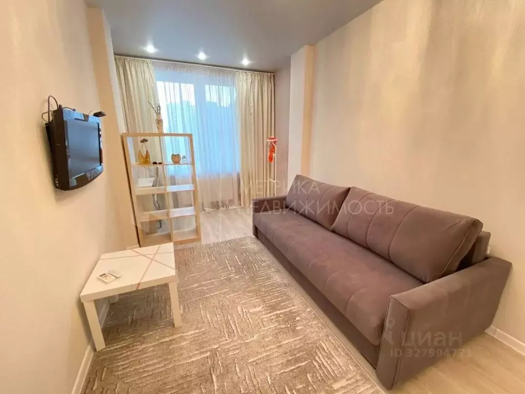 1-к кв. Тюменская область, Тюмень ул. Ветеранов Труда, 9А (36.0 м) - Фото 1