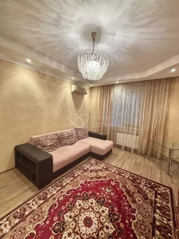 3-к кв. Волгоградская область, Волгоград ул. Елисеева, 15А (68.5 м) - Фото 2