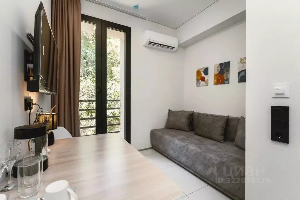 Комната Крым, Алушта ул. Глазкрицкого, 17с2 - Фото 1