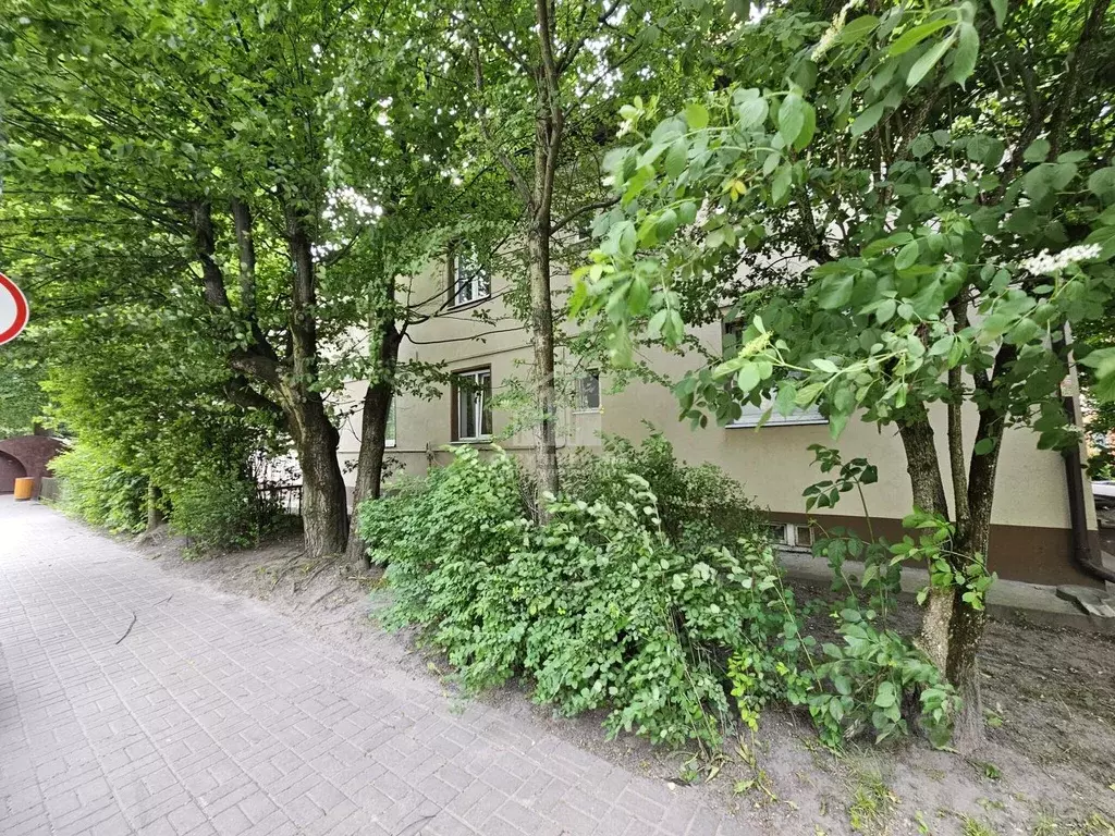 1-к кв. Калининградская область, Калининград пер. Радищева, 1 (90.0 м) - Фото 0