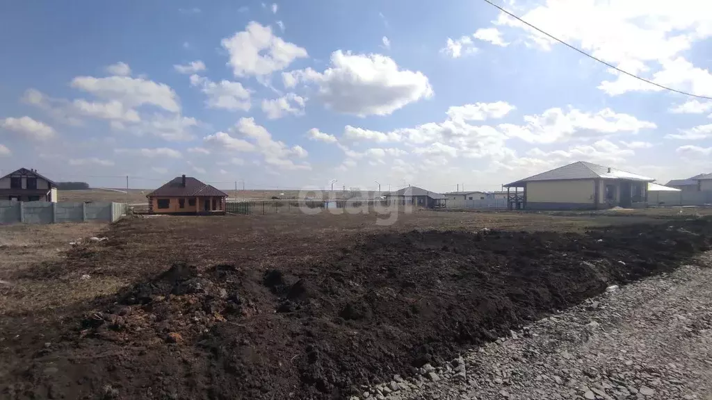 Участок в Белгородская область, Белгородский район, пос. Майский пер. ... - Фото 1