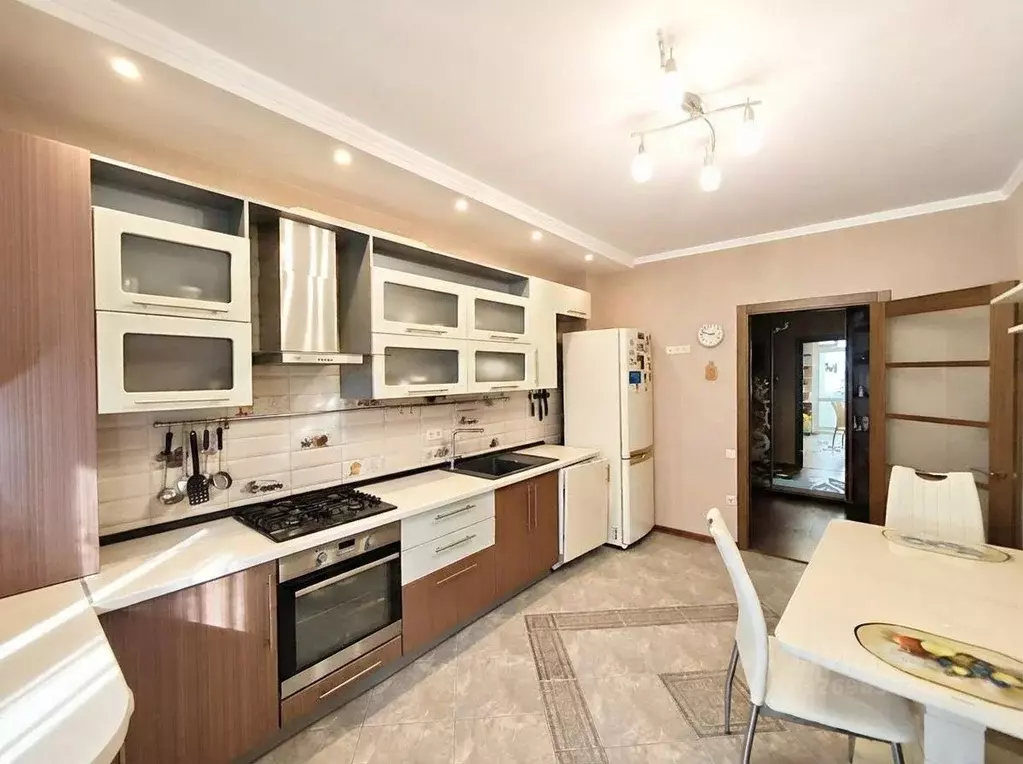 2-к кв. Севастополь просп. Античный, 20б (75.0 м) - Фото 1