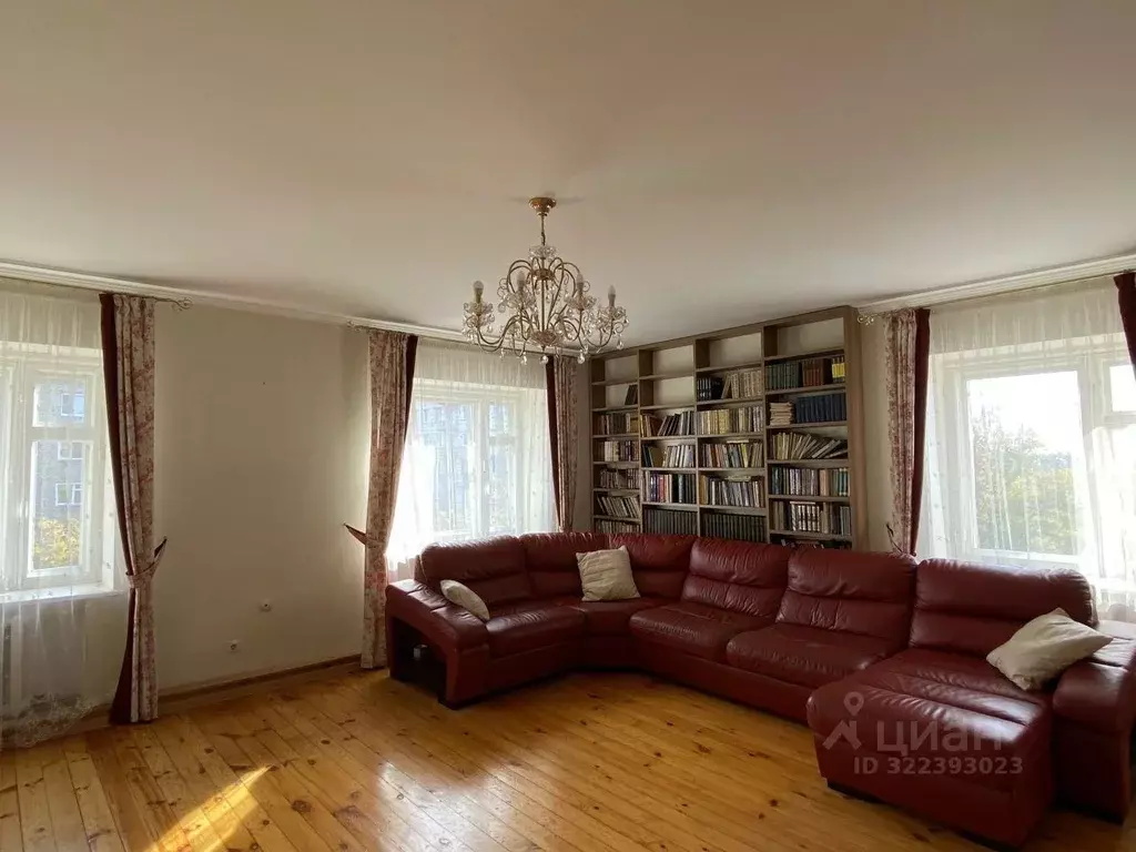 4-к кв. Кировская область, Киров ул. Всесвятская, 99А (135.0 м) - Фото 1