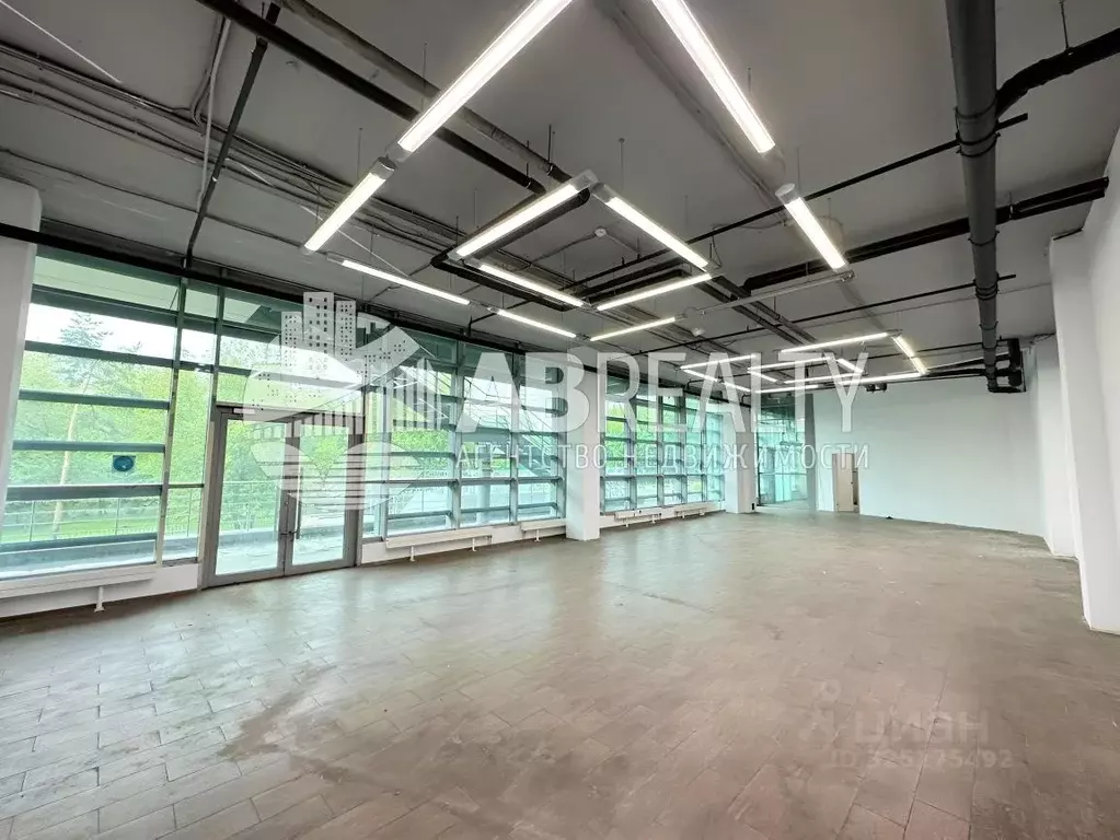 Помещение свободного назначения в Москва просп. 60-летия Октября, 10А ... - Фото 1