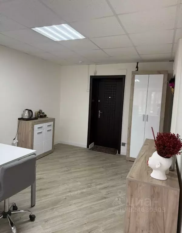 Офис в Липецкая область, Липецк ул. Имени Семашко, 1 (18 м) - Фото 1