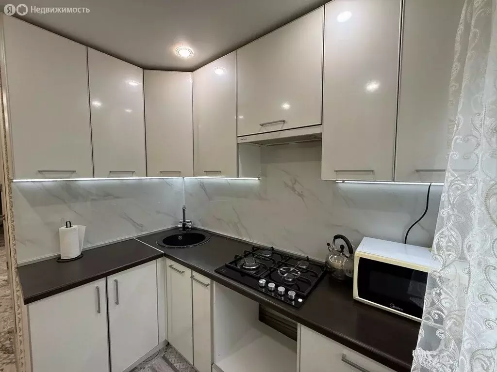 3-комнатная квартира: Кстово, улица Свободы, 24 (61.3 м) - Фото 2
