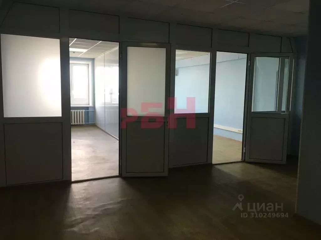 Офис в Курганская область, Курган просп. Машиностроителей, 36 (70 м) - Фото 1