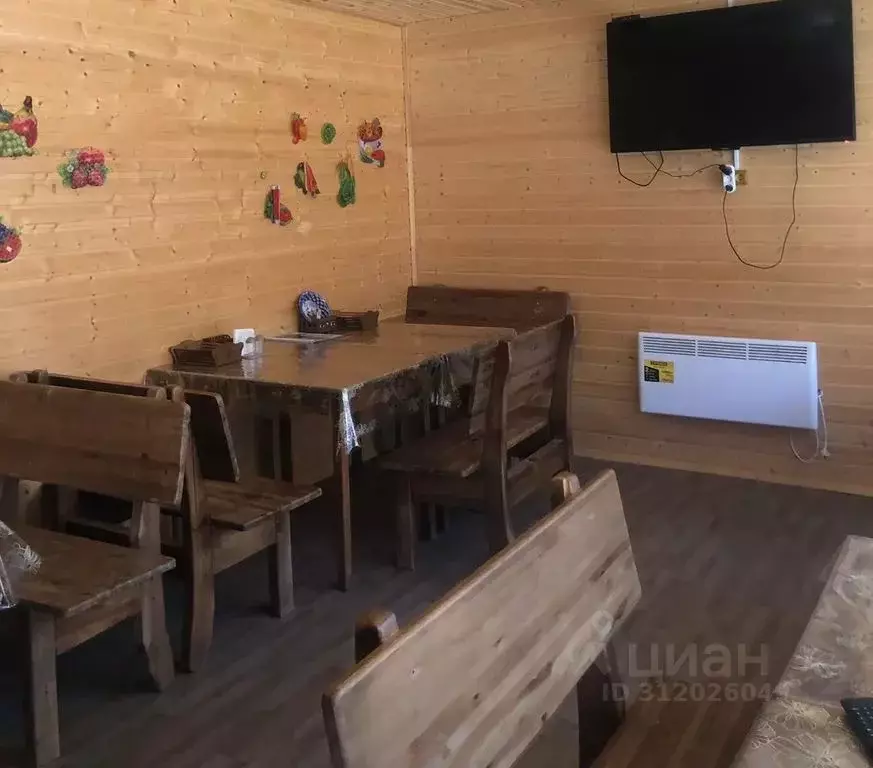 Дом в Карачаево-Черкесия, Зеленчукский район, с. Архыз ул. Курджиева, ... - Фото 1