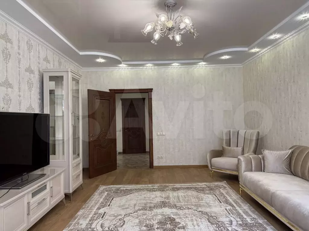 3-к. квартира, 85 м, 2/16 эт. - Фото 1
