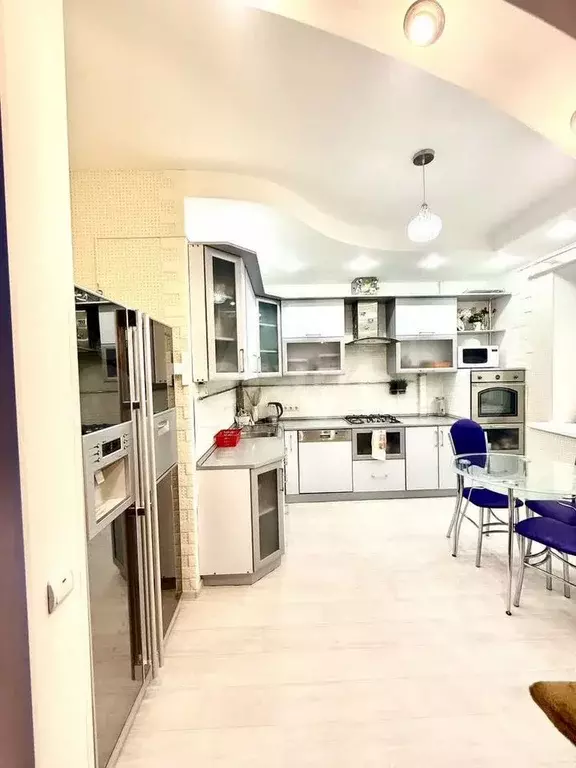 3-к. квартира, 82,8 м, 1/5 эт. - Фото 1