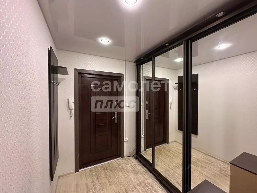 3-к кв. Санкт-Петербург ул. Маршала Захарова, 30К1 (63.3 м) - Фото 1