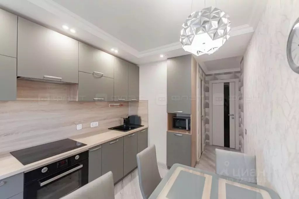 2-к кв. Татарстан, Казань ул. Хусаина Мавлютова, 17А (56.9 м) - Фото 1