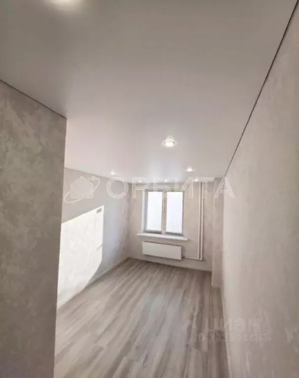 1-к кв. Тюменская область, Тюмень ул. 50 лет Октября, 75к2 (39.4 м) - Фото 2