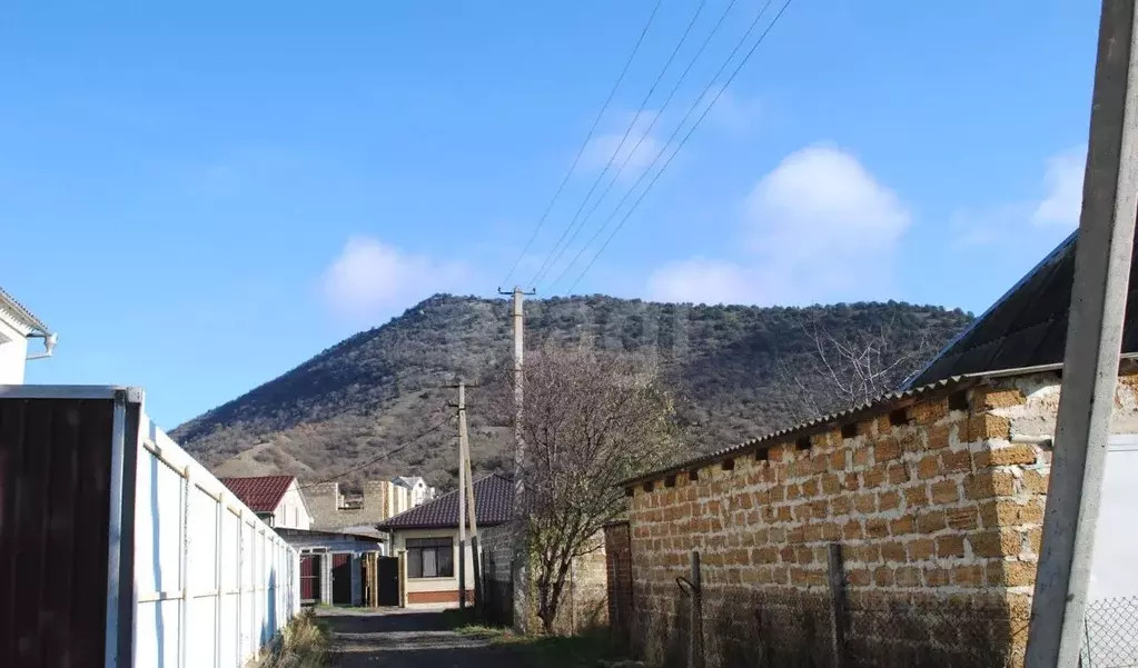 Дом в Крым, Судак ул. Номан Челеби Джихан (202 м) - Фото 1