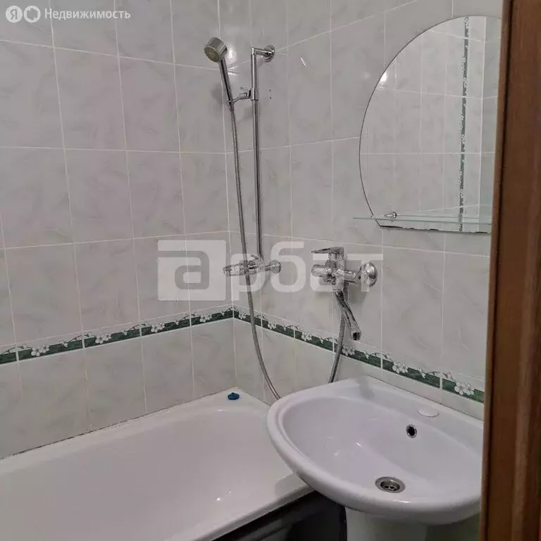 3-комнатная квартира: Иваново, Революционная улица, 30 (65.1 м) - Фото 1