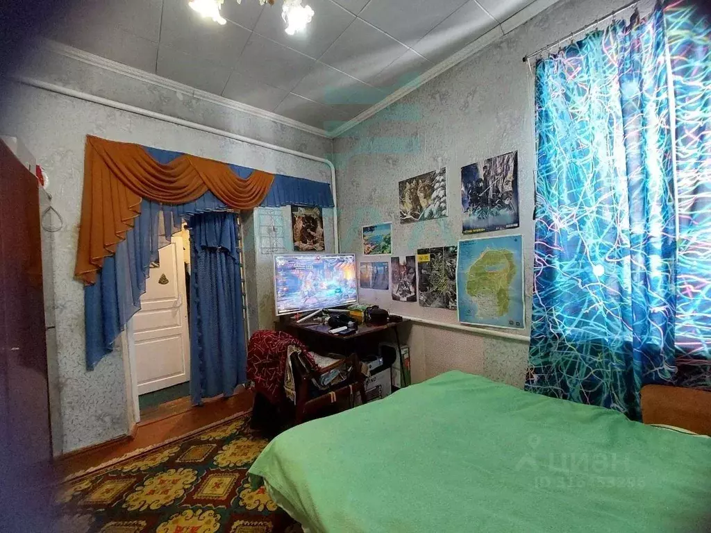 2-к кв. Крым, Симферополь ул. Гражданская, 36 (33.4 м) - Фото 0