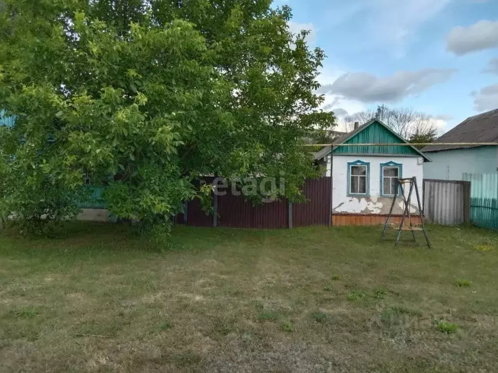 Дом в Белгородская область, Новооскольский городской округ, с. ... - Фото 1