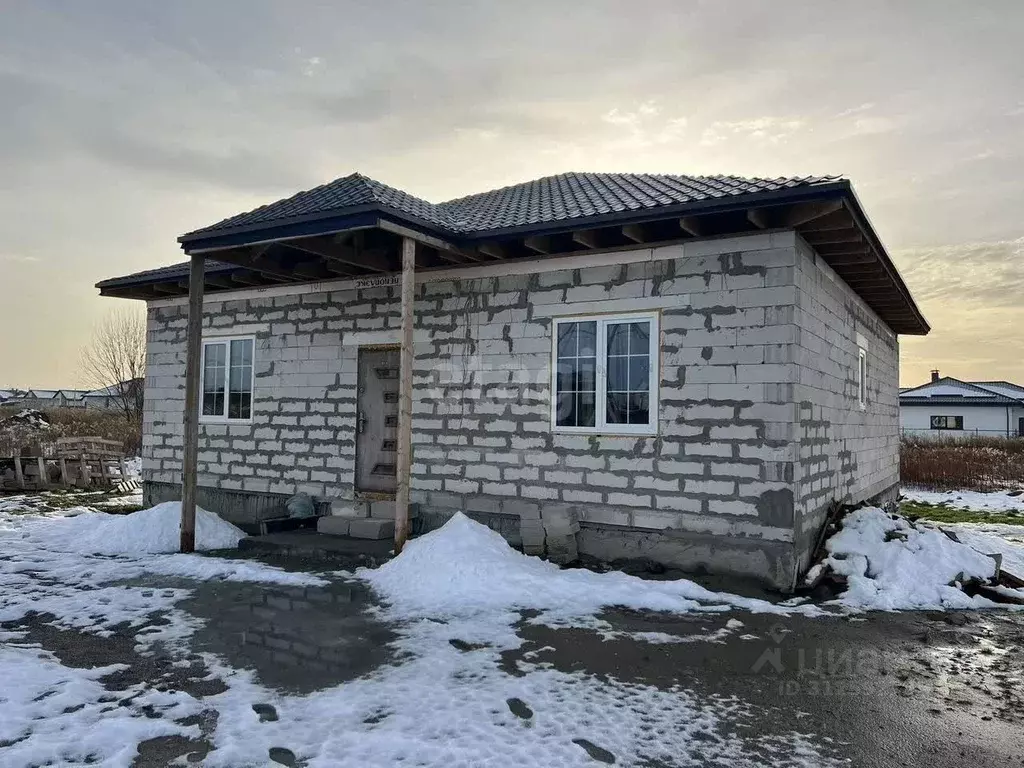 Дом в Калининградская область, Гурьевский муниципальный округ, пос. ... - Фото 0