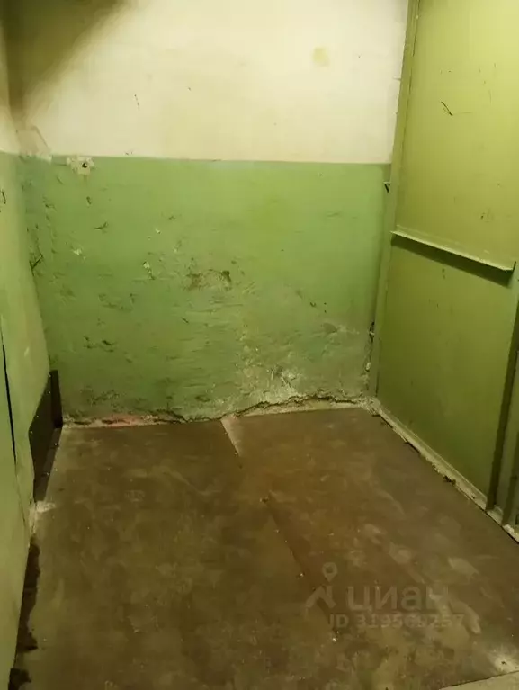 Склад в Свердловская область, Екатеринбург ул. Лобкова, 2 (8 м) - Фото 0