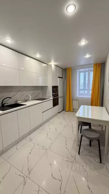 1-к кв. Кировская область, Киров Хлыновская ул., 28 (35.0 м) - Фото 1