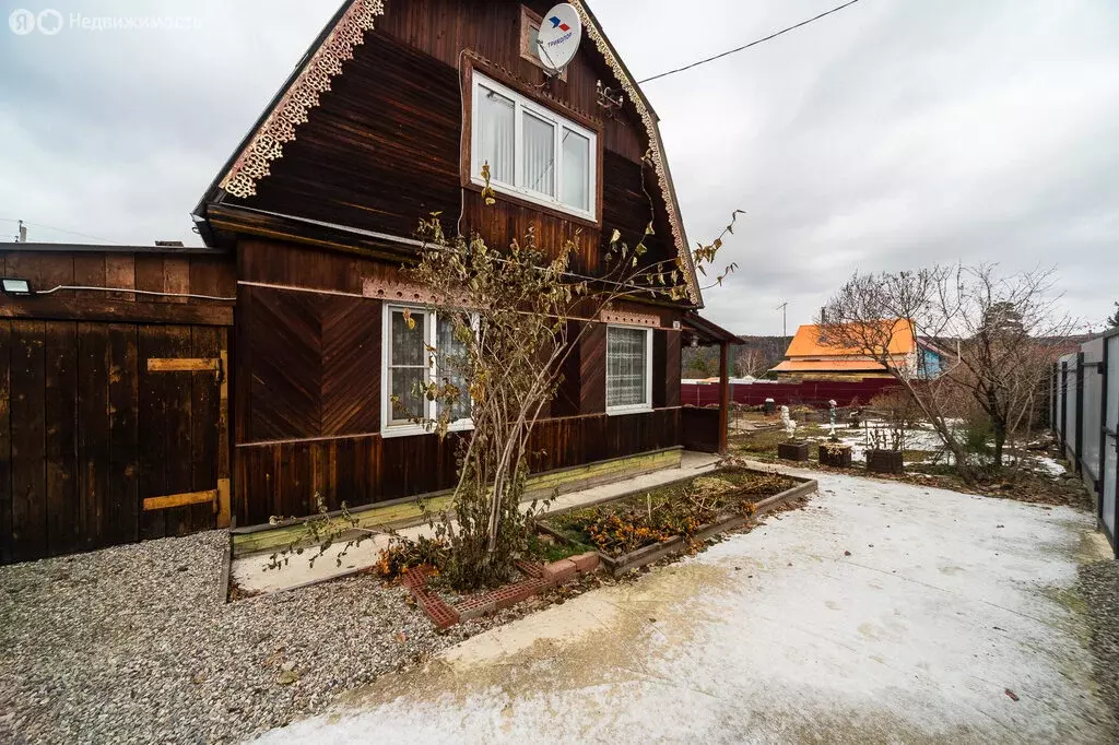 Дом в Большелугское муниципальное образование, СНТ Голубая Тайга (83.9 ... - Фото 1