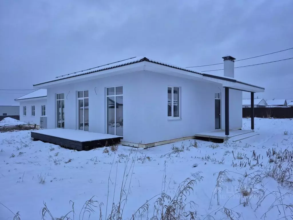 Дом в Свердловская область, Полевской муниципальный округ, с. ... - Фото 1