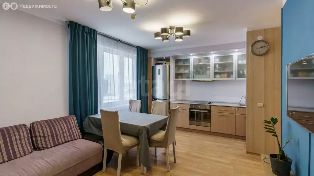 2-комнатная квартира: Тюмень, улица Ю.-Р.Г. Эрвье, 24к1 (58.7 м) - Фото 1