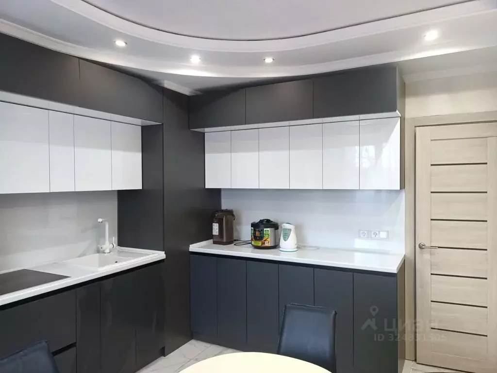 3-к кв. Ульяновская область, Ульяновск просп. Академика Филатова, 15 ... - Фото 1