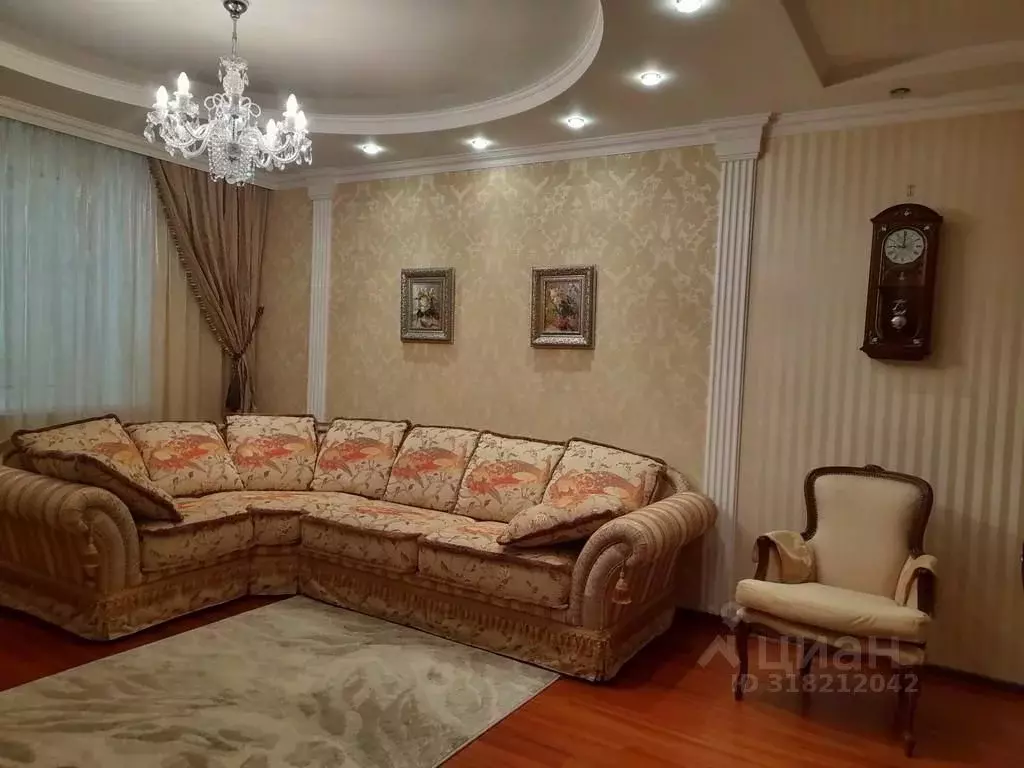 2-к кв. Воронежская область, Воронеж Республиканская ул., 74а (75.0 м) - Фото 0