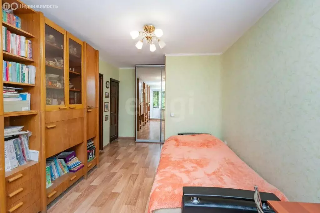 2-комнатная квартира: Пермь, улица Липатова, 10 (42.8 м) - Фото 1
