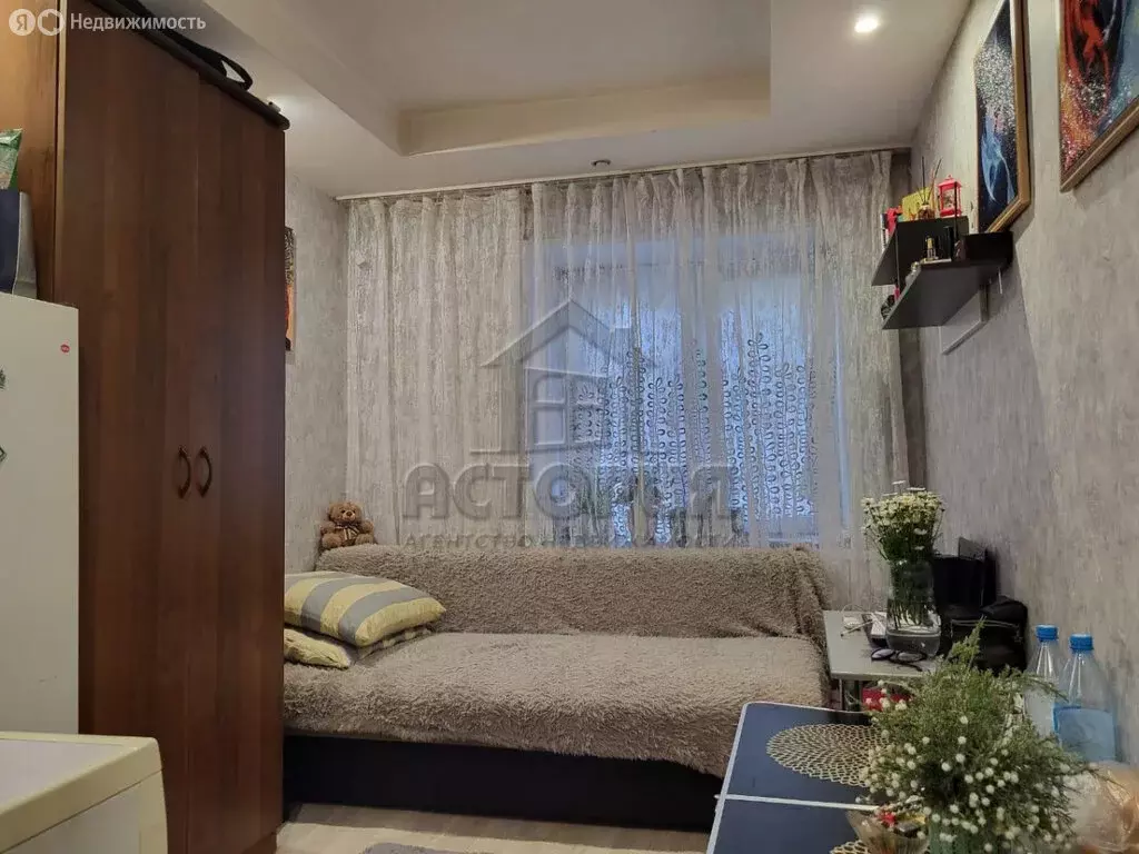 Квартира-студия: Красноярск, Астраханская улица, 1 (12 м) - Фото 1