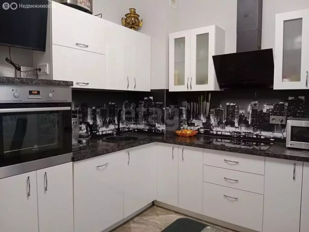 2-комнатная квартира: Тверь, Новочеркасская улица, 57 (64.4 м) - Фото 2