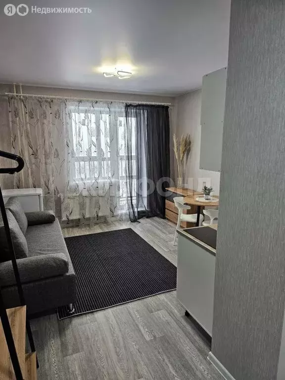 Квартира-студия: Новосибирск, Спортивная улица, 43 (22 м) - Фото 1