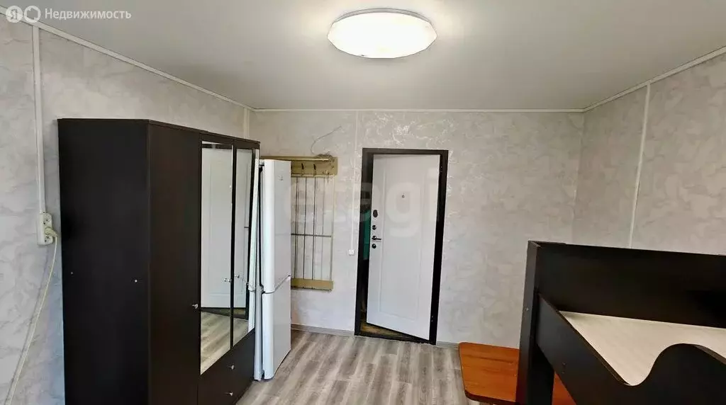 1к в 4-комнатной квартире (13.9 м) - Фото 1