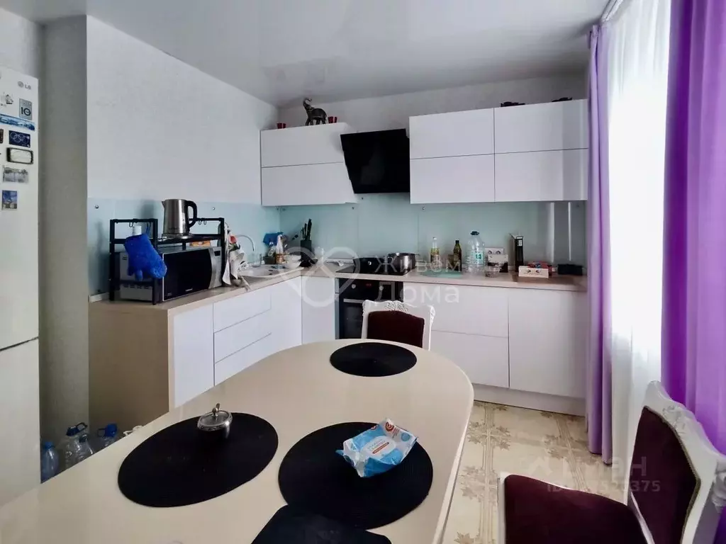 2-к кв. Волгоградская область, Волгоград ул. Землячки, 27Д (75.6 м) - Фото 2