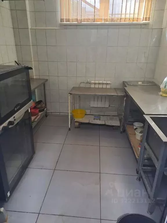 Помещение свободного назначения в Алтайский край, Барнаул ул. ... - Фото 2