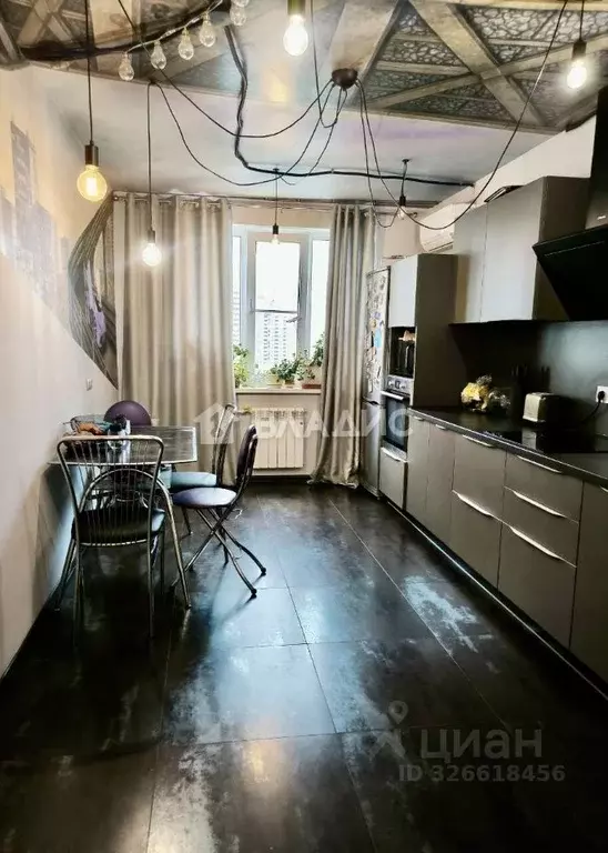 3-к кв. Воронежская область, Воронеж ул. Антонова-Овсеенко, 33Б (90.6 ... - Фото 1