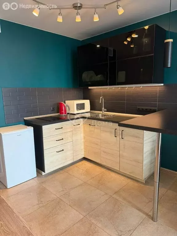 Квартира-студия: Волгоград, район Семь Ветров, бульвар 30-летия ... - Фото 2