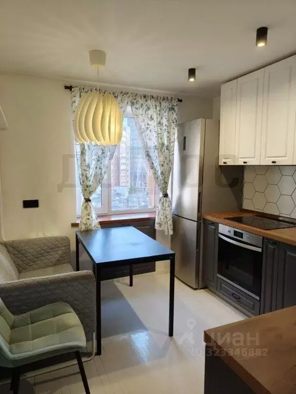 1-к кв. Свердловская область, Екатеринбург ул. Фурманова, 125 (34.8 м) - Фото 1