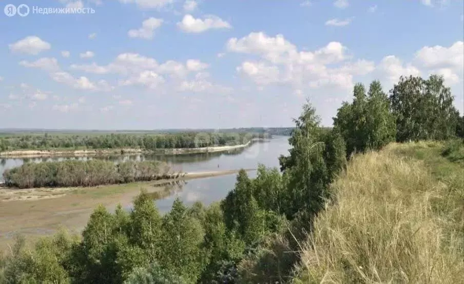 Участок в село Красная Горка, Центральная улица (9 м) - Фото 0