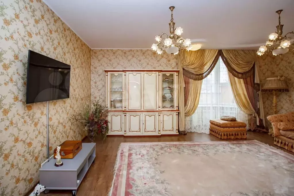 3-к. квартира, 143,3 м, 5/10 эт. - Фото 1