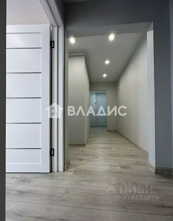 1-к кв. Калининградская область, Калининград Ясная ул., 9 (43.0 м) - Фото 2