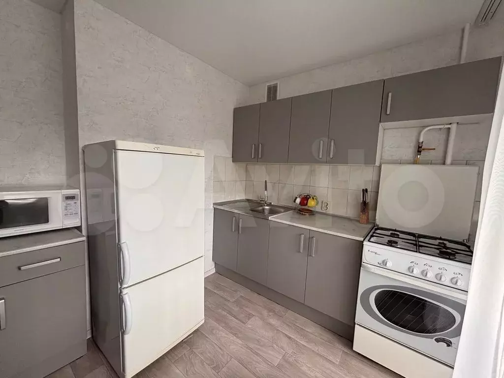 1-к. квартира, 40 м, 2/5 эт. - Фото 1