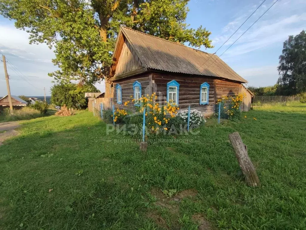 Дом в Брянская область, Трубчевский район, Юровское с/пос, д. ... - Фото 0