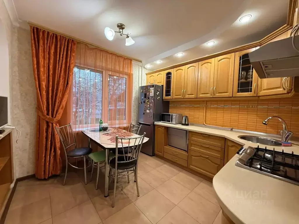3-к кв. Ставропольский край, Кисловодск ул. Андрея Губина, 44 (72.0 м) - Фото 2