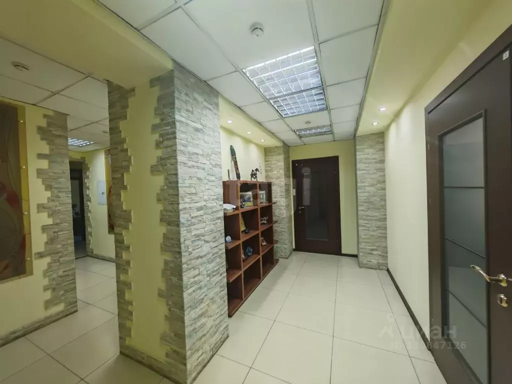 Офис в Кемеровская область, Новокузнецк ул. Тольятти, 5Б (150 м) - Фото 1