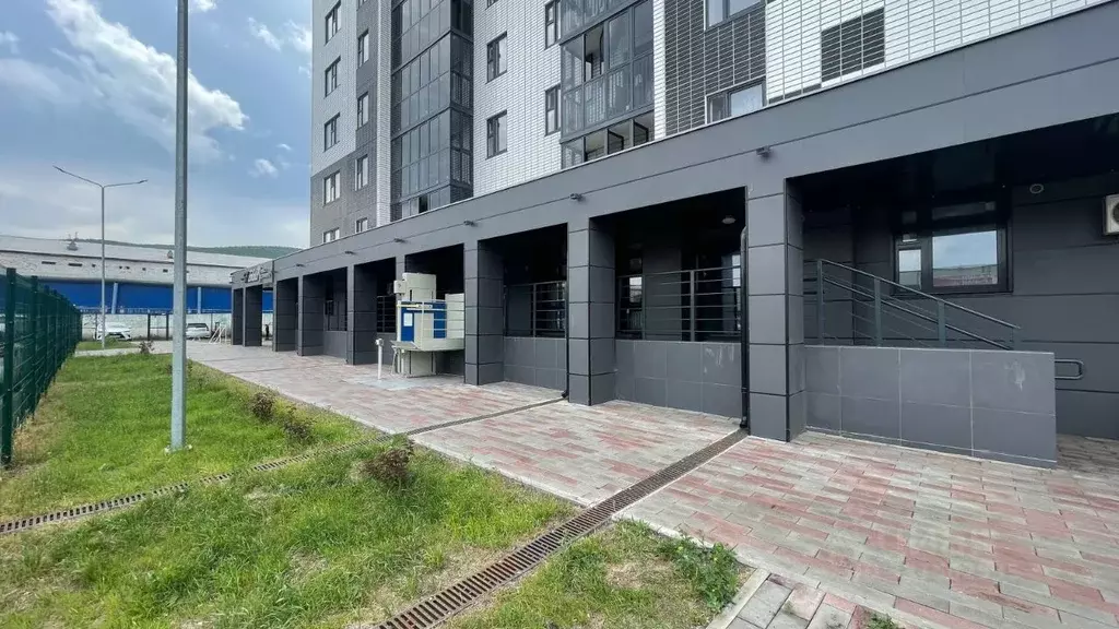 Помещение свободного назначения в Красноярский край, Красноярск ул. 60 ... - Фото 1