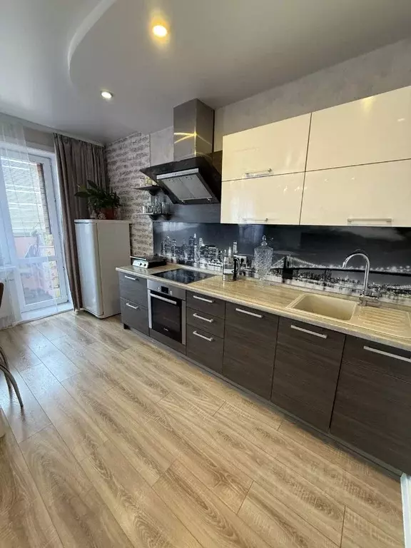 3-к кв. Иркутская область, Иркутск проезд Юрия Тена, 22 (104.0 м) - Фото 1